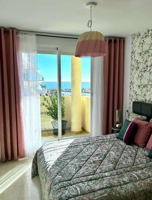 Panoramic Seaview Apartment *